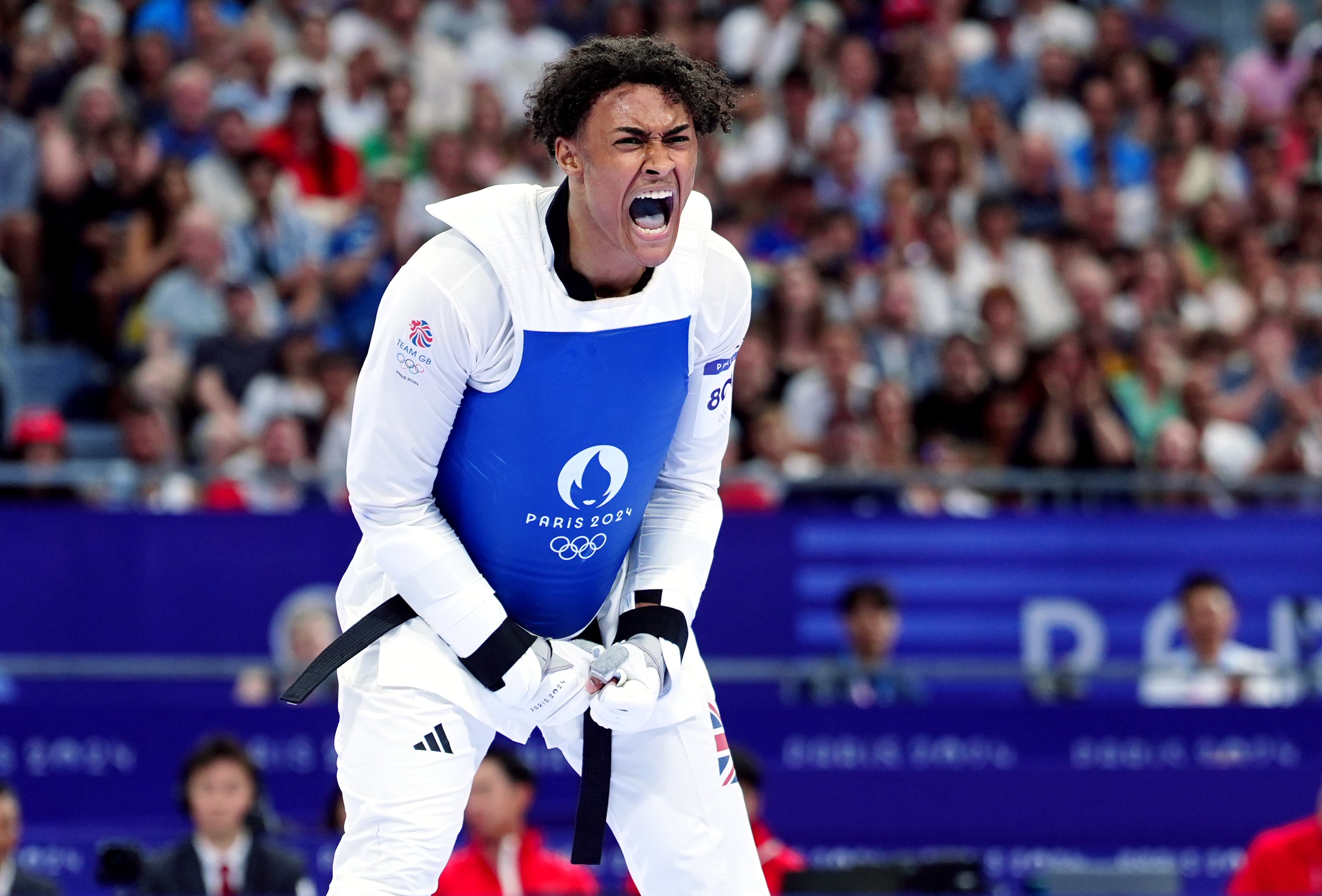 Caden Cunningham roars after his semi-final win at the Grand Palais