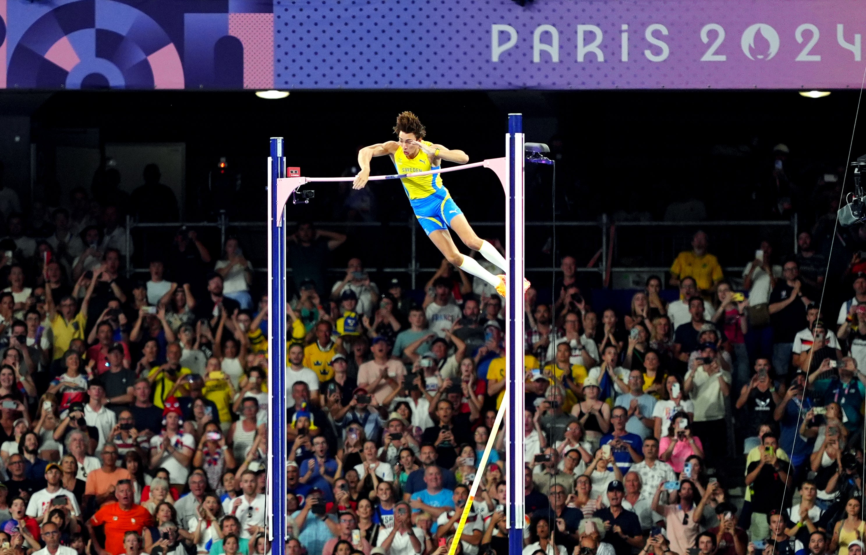 Pole vaulter Mondo Duplantis will test his speed against hurder Karsten Warholm