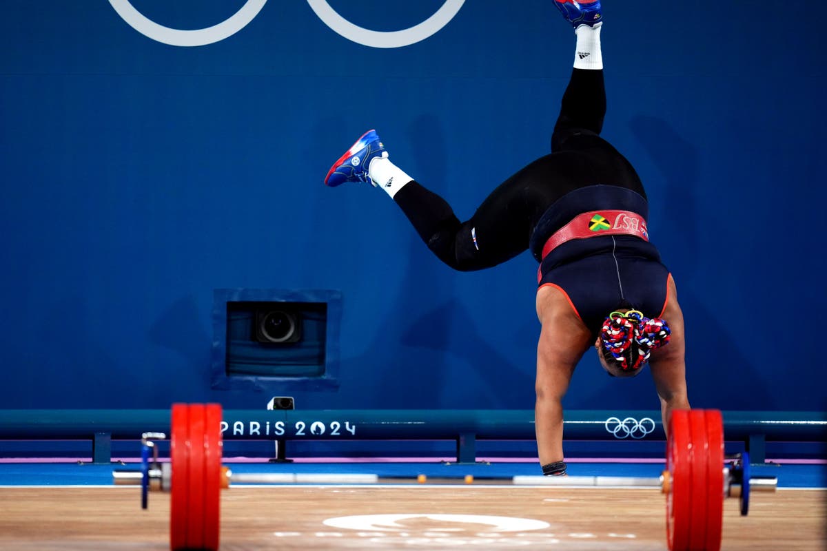 Emily Campbell Wins Bronze in Weightlifting