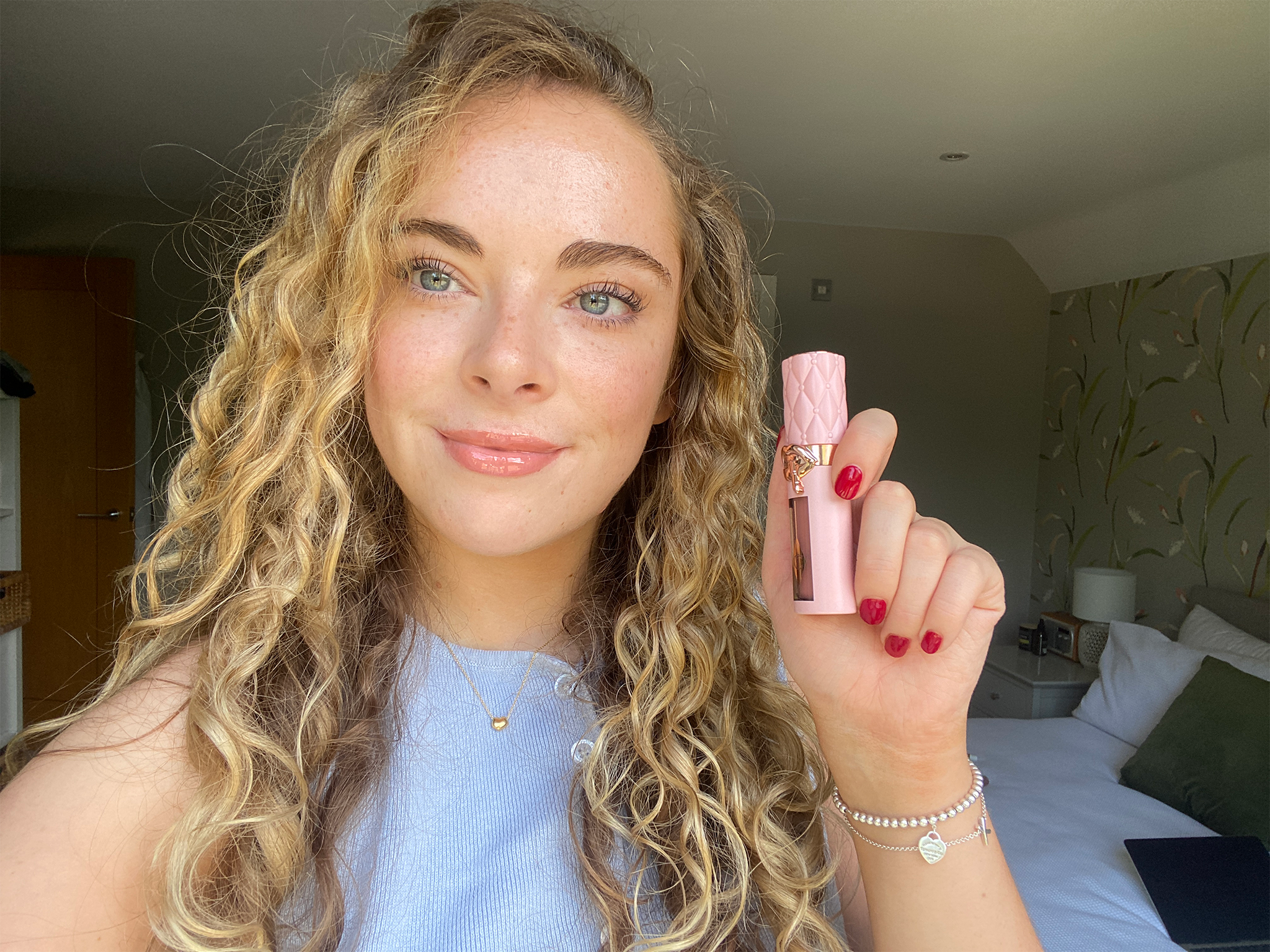 Charlotte-Tilbury-best-lipgloss-review-indybest