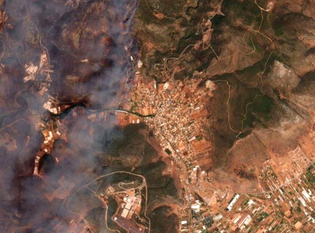 Greek wildfires spread on edge of Athens as map reveals evacuated areas