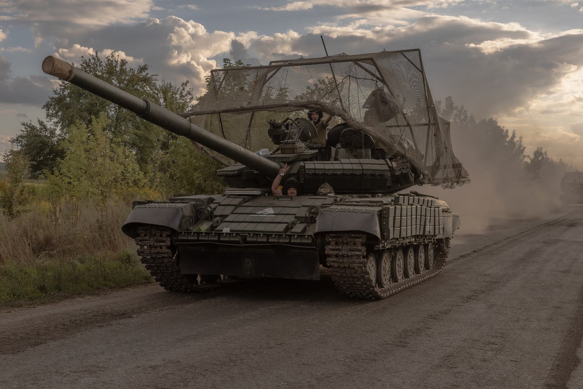 Thousands of Ukraine troops ready to defend land captured in attack into Russia