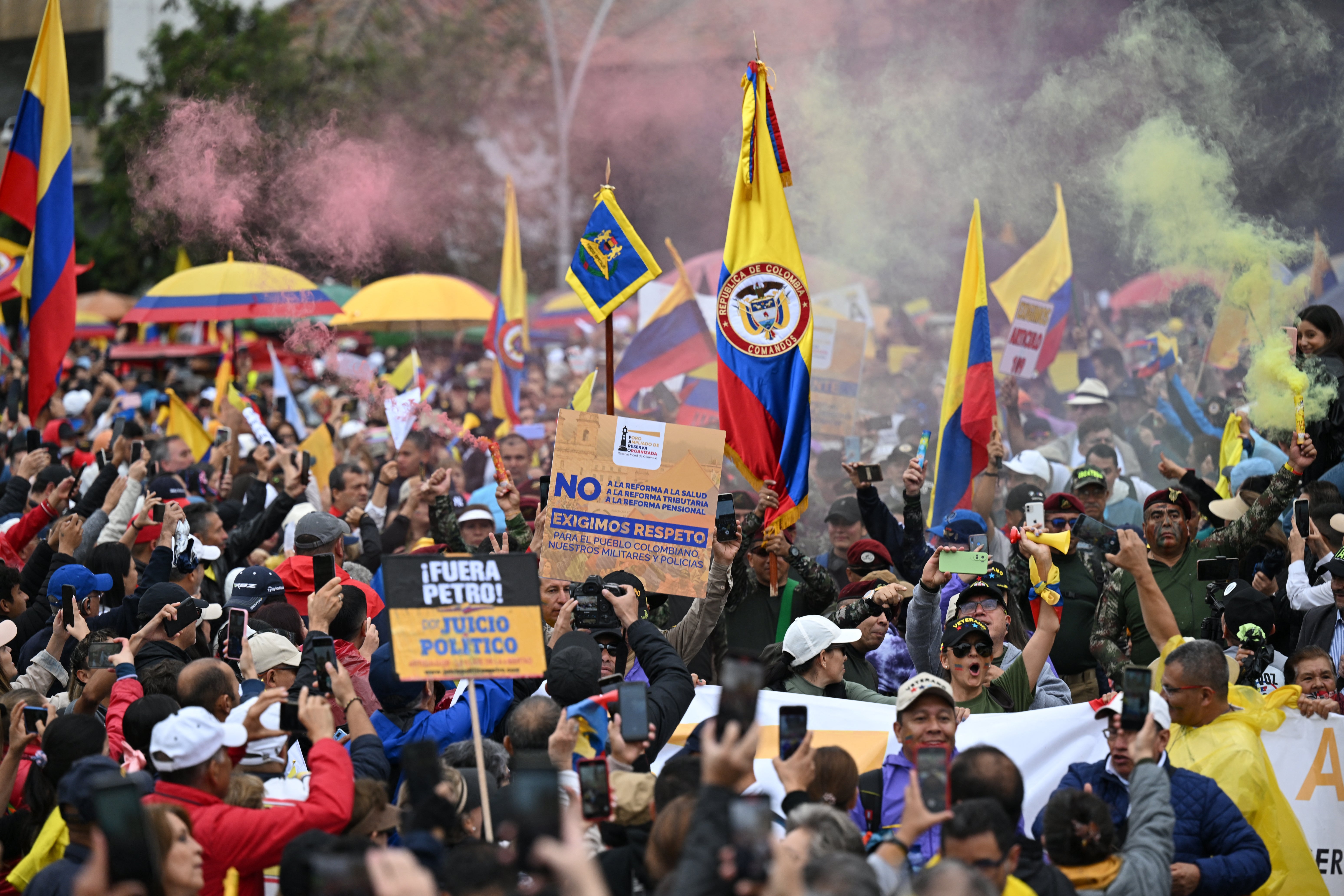 Tens of thousands took to the streets in Colombia to protest against Petro’s health reforms