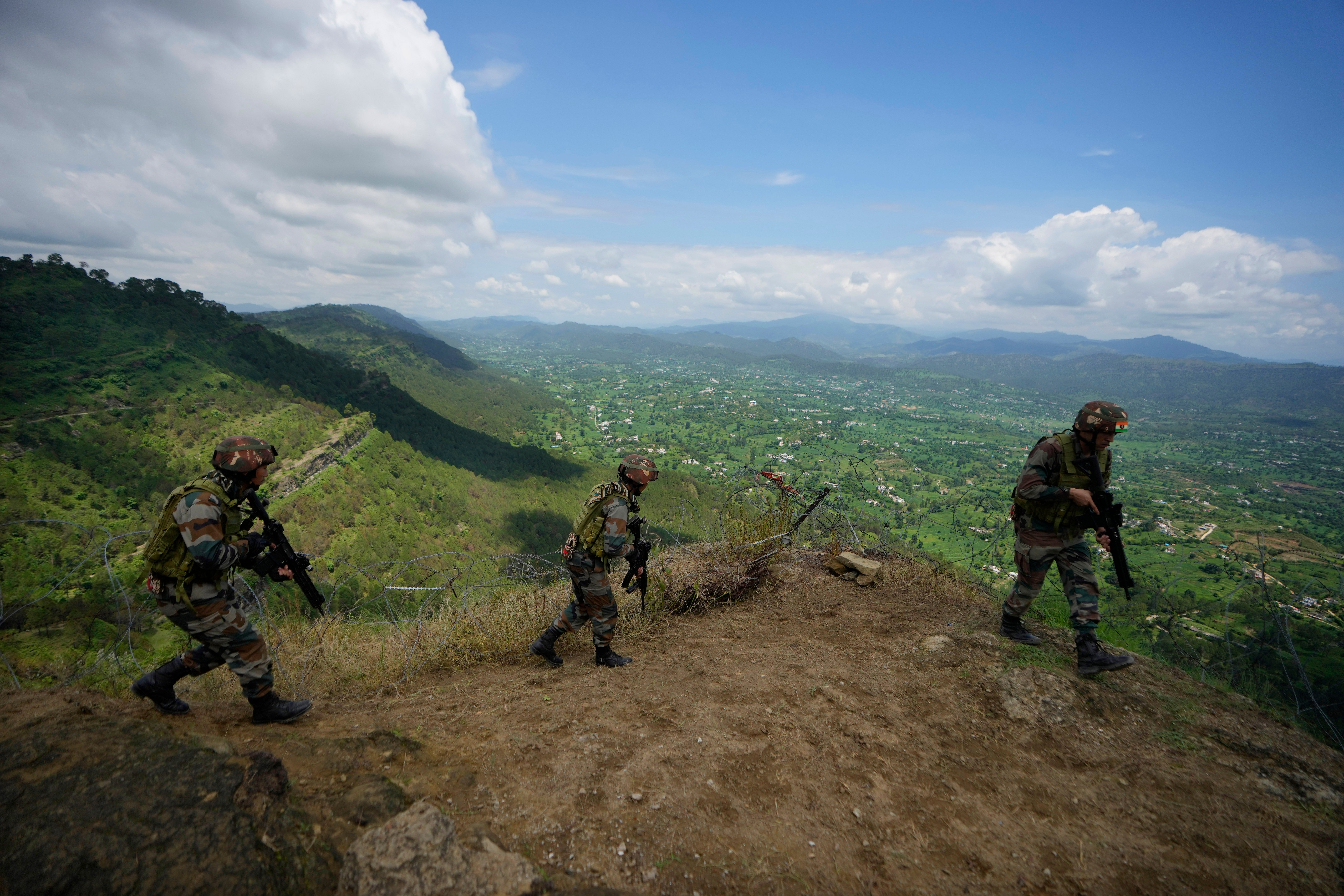 India Kashmir Drills Photo Gallery