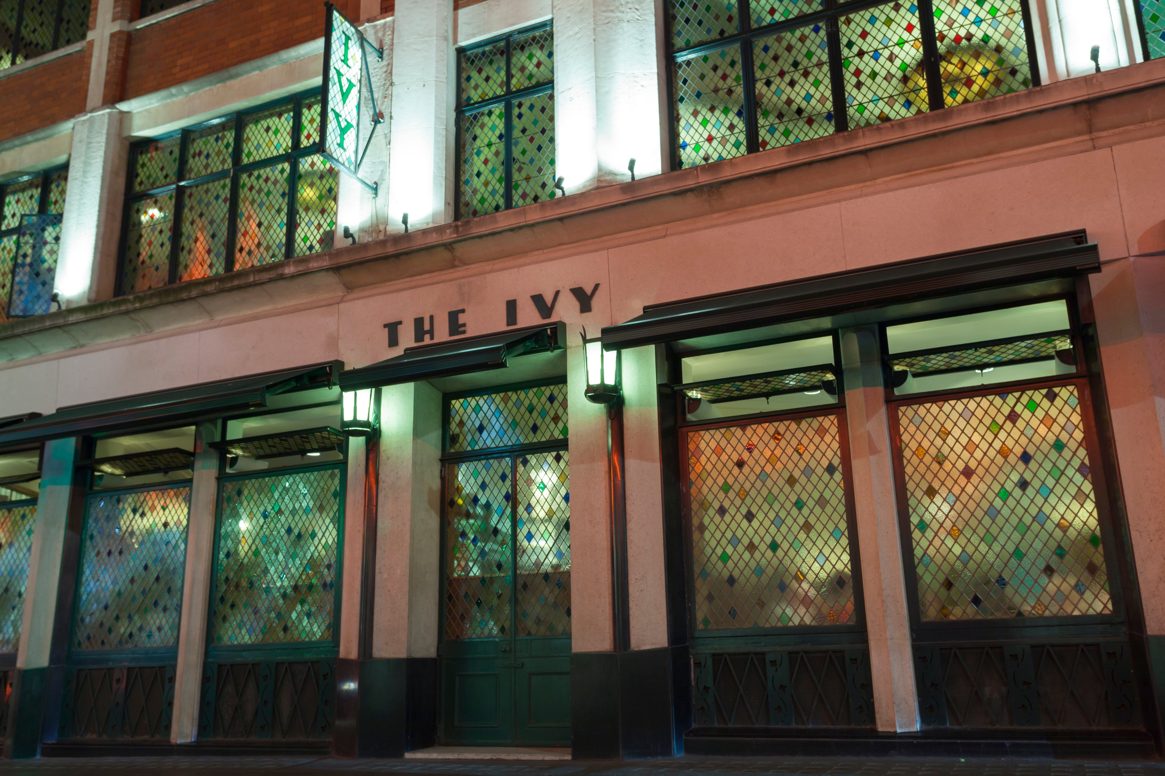 The Ivy was once an elite culinary institution...