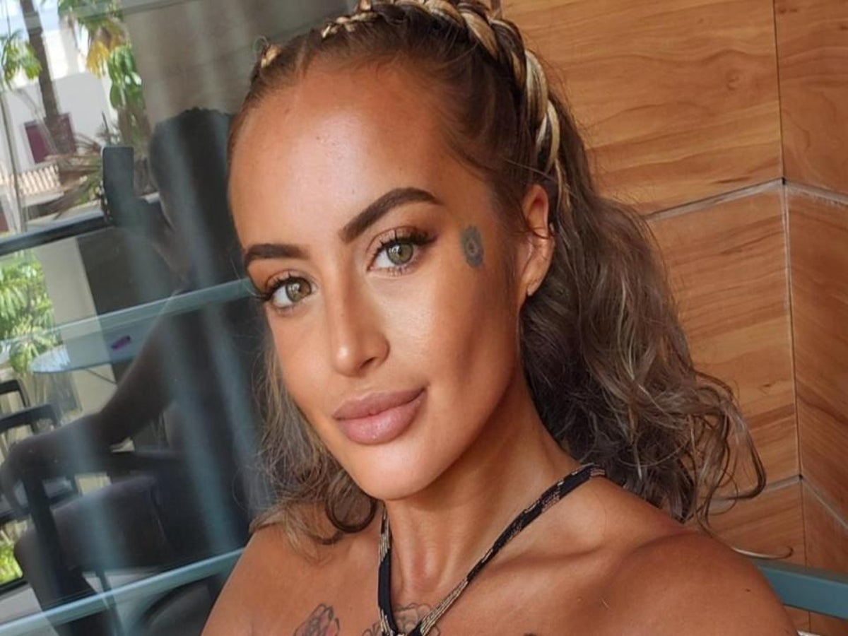 Mother, 34, attacked by dog died after bite severed artery in arm | The Independent