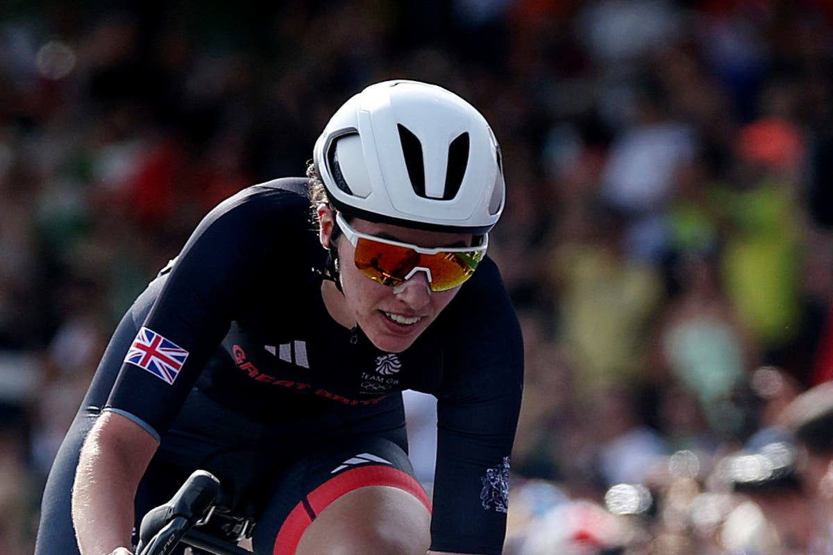 Pfeiffer Georgi crash: British cyclist suffers fractured neck in Tour de France Femmes