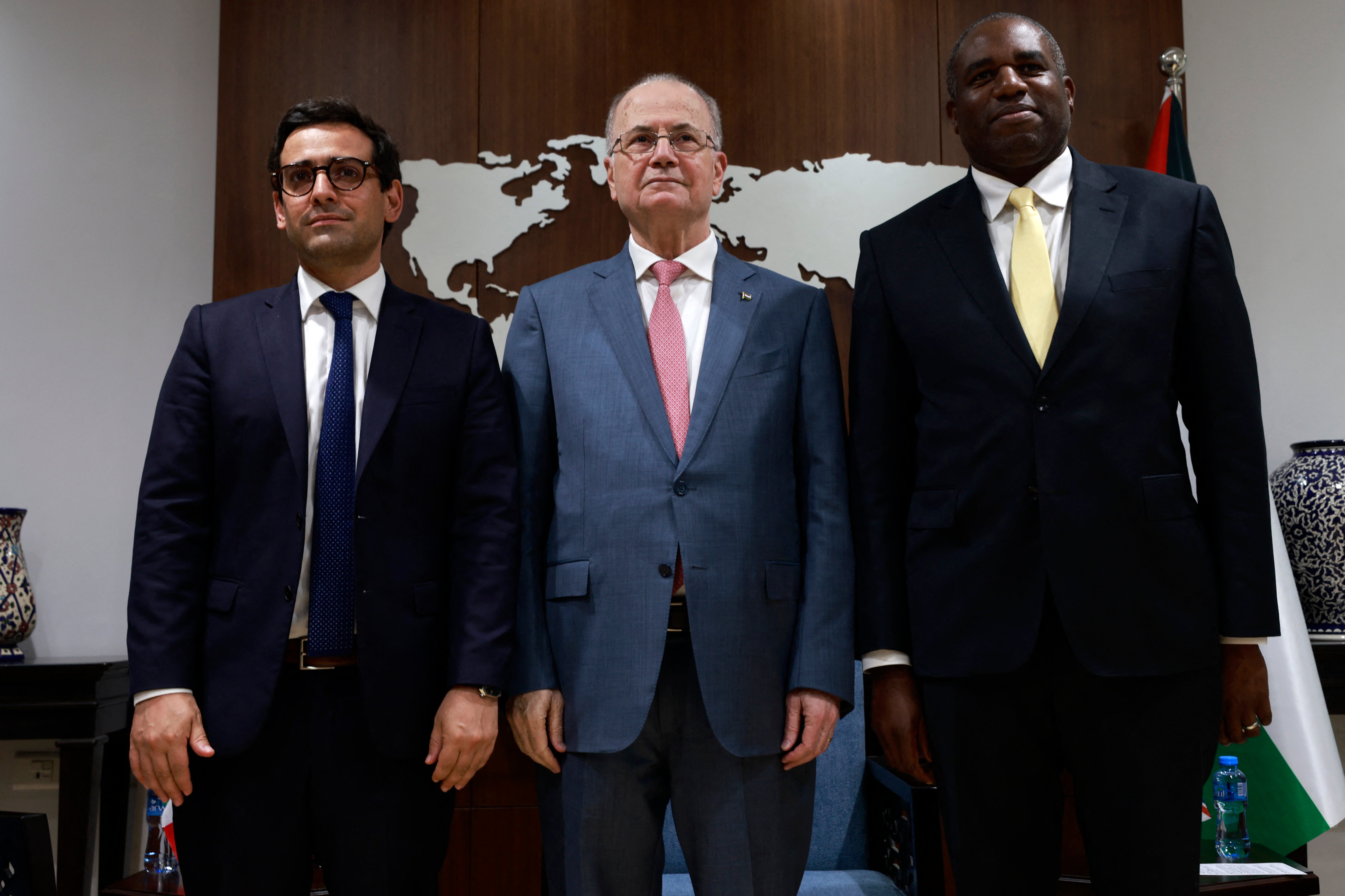 Palestinian PM Mohamed Mustafa (centre) with Stephane Sejourne of France and David Lammy