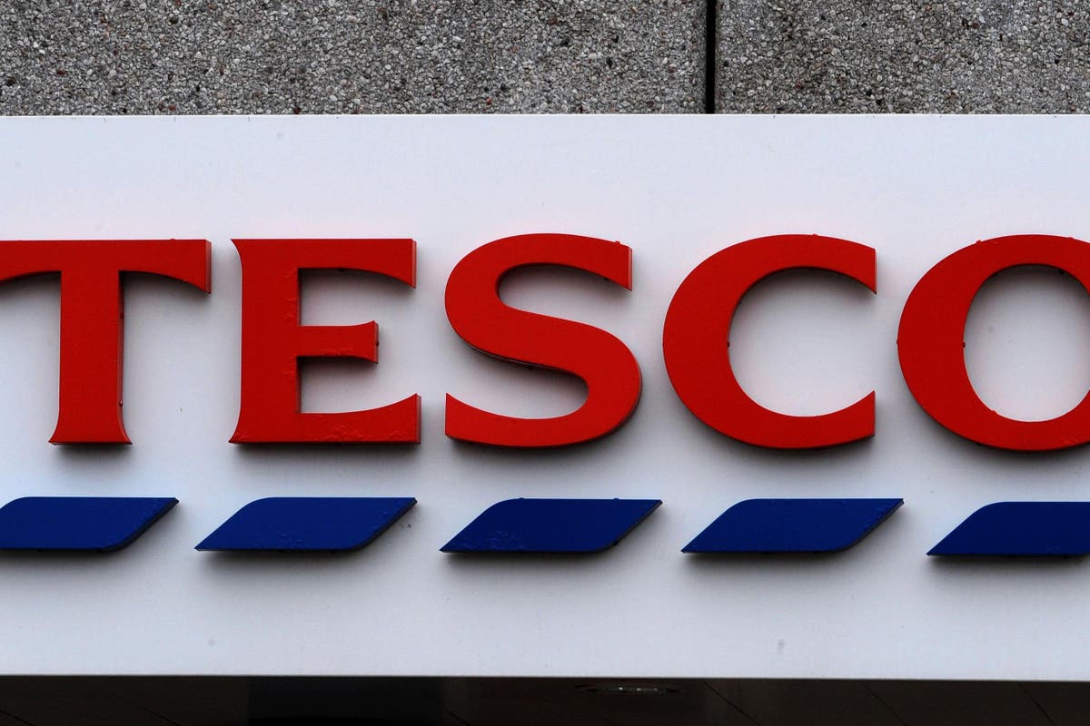 Tesco urgently recalls ‘melt in the middle’ meat-free burgers over burn risk