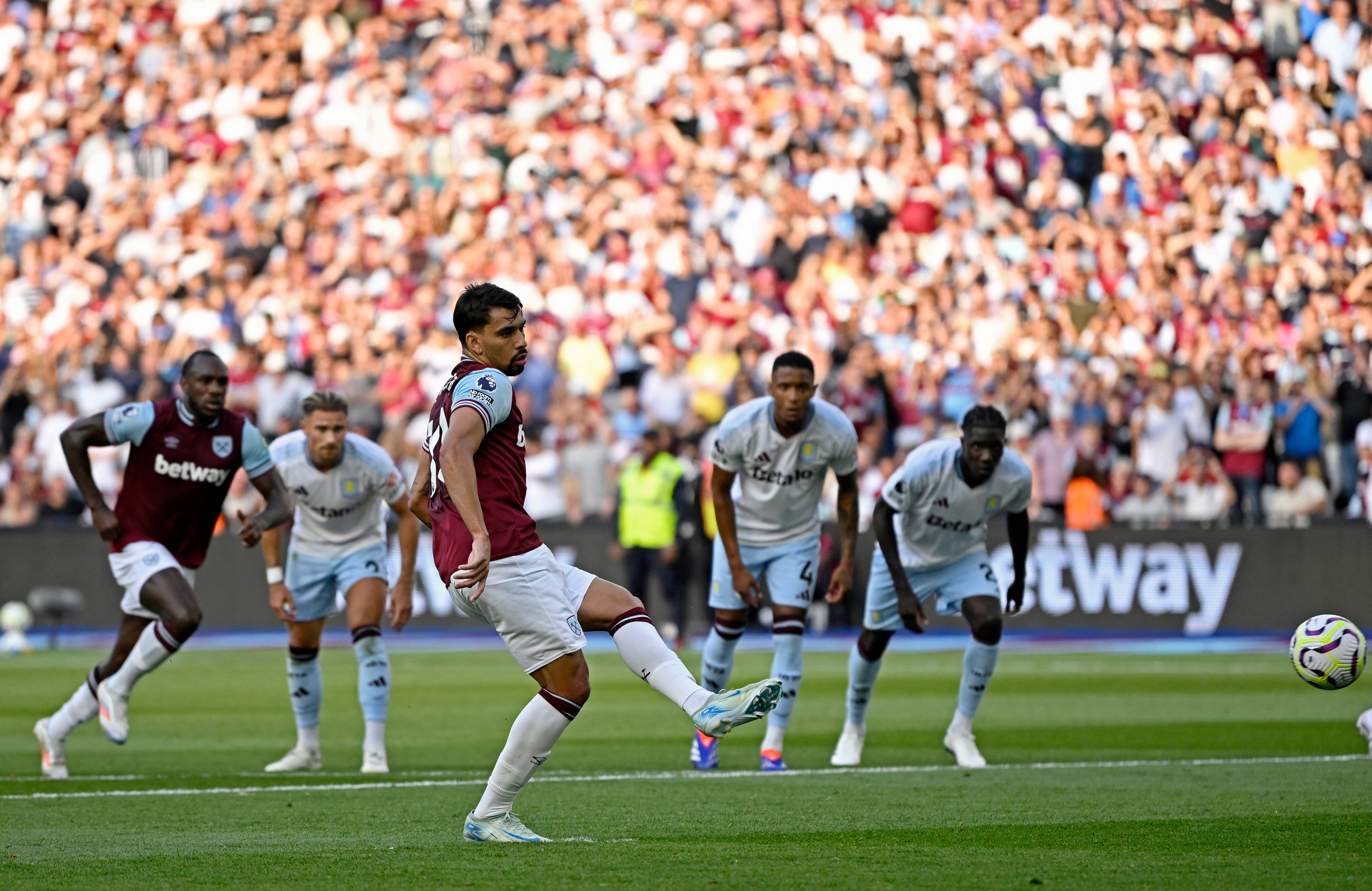 <p>Lucas Paqueta scores penalty to level match against Aston Villa</p>