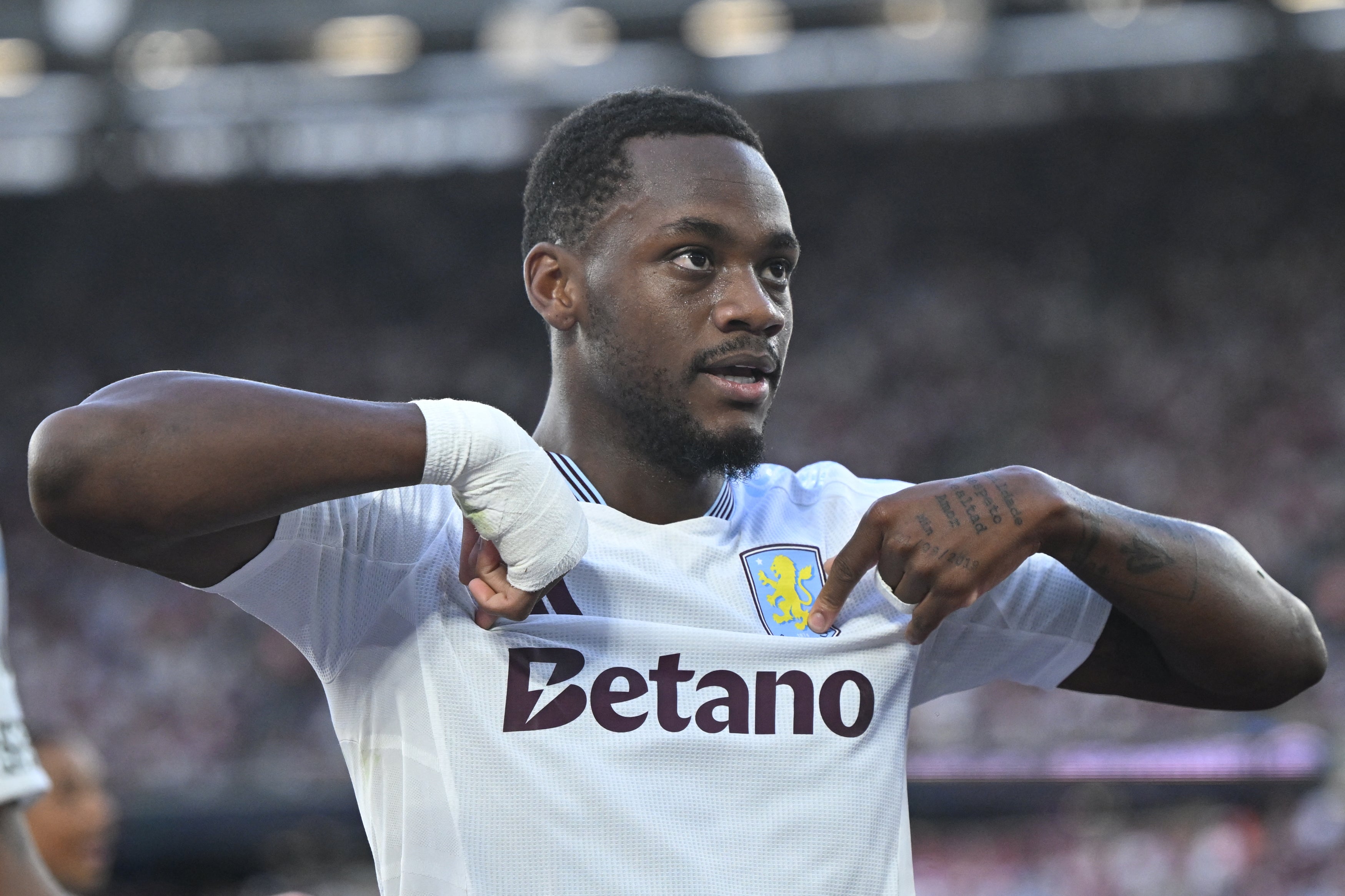 Jhon Duran celebrates scoring for Aston Villa.