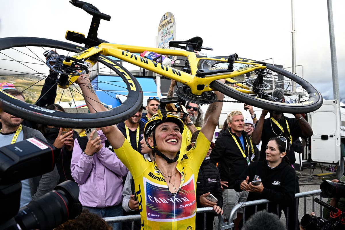 Poland’s Katarzyna Niewiadoma clinches thrilling Tour de France Femmes win – by four seconds