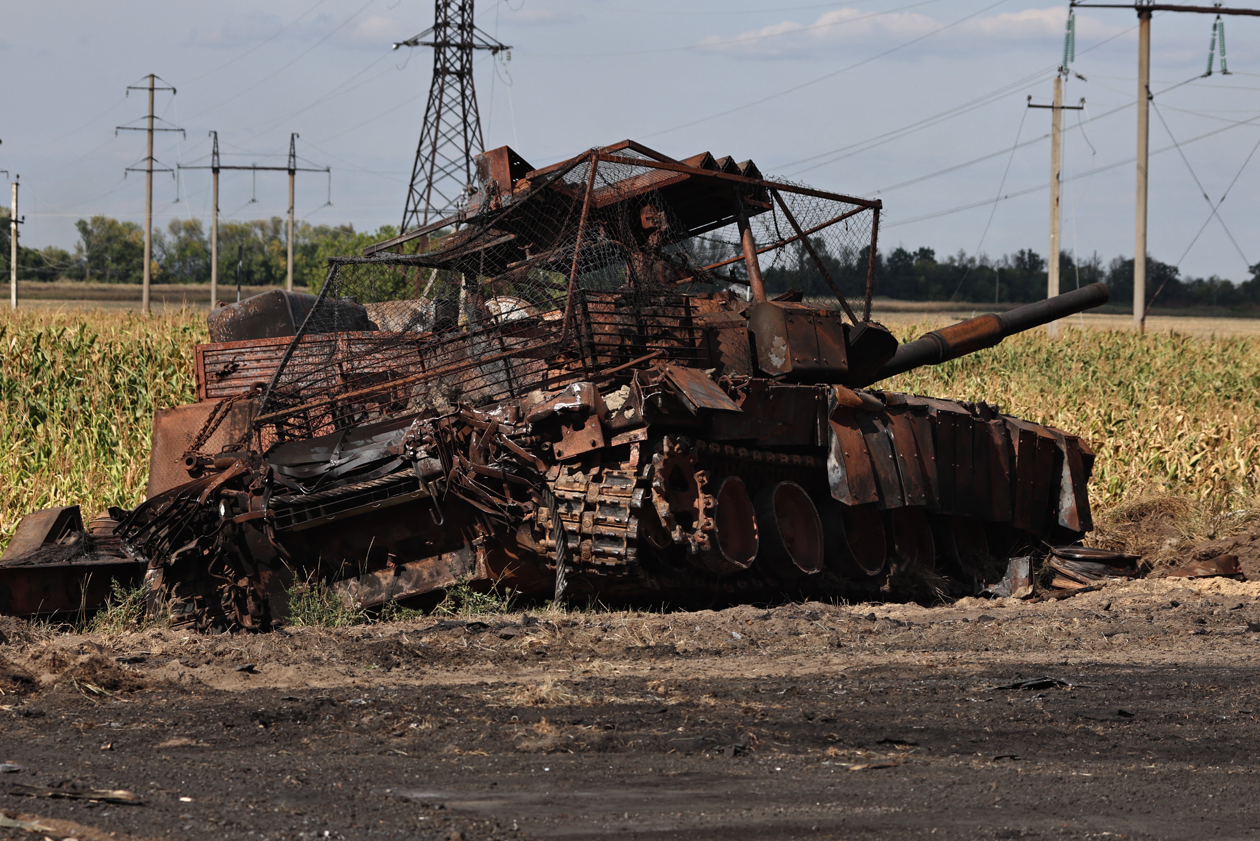 A destroyed Russian tank outside the Russian town of Sudzha