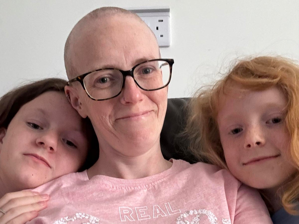 Mother who thought bloating was sign of pregnancy diagnosed with rare ovarian cancer