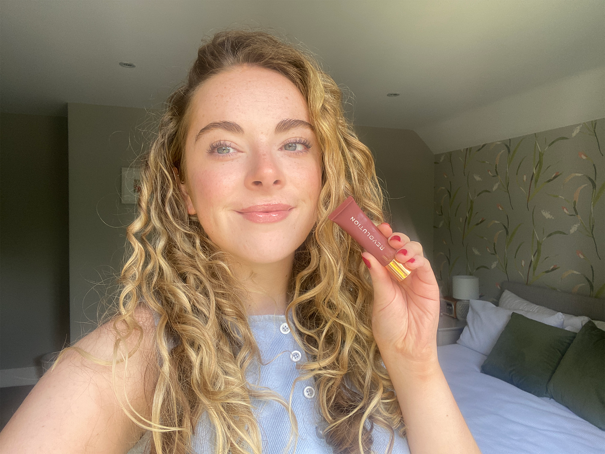 Revolution-best-lipgloss-review-indybest