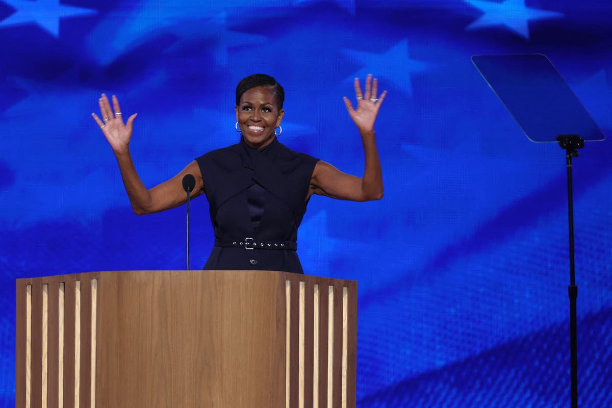 DNC 2024 live: Michelle Obama takes the stage as Barack to follow with keynote speech