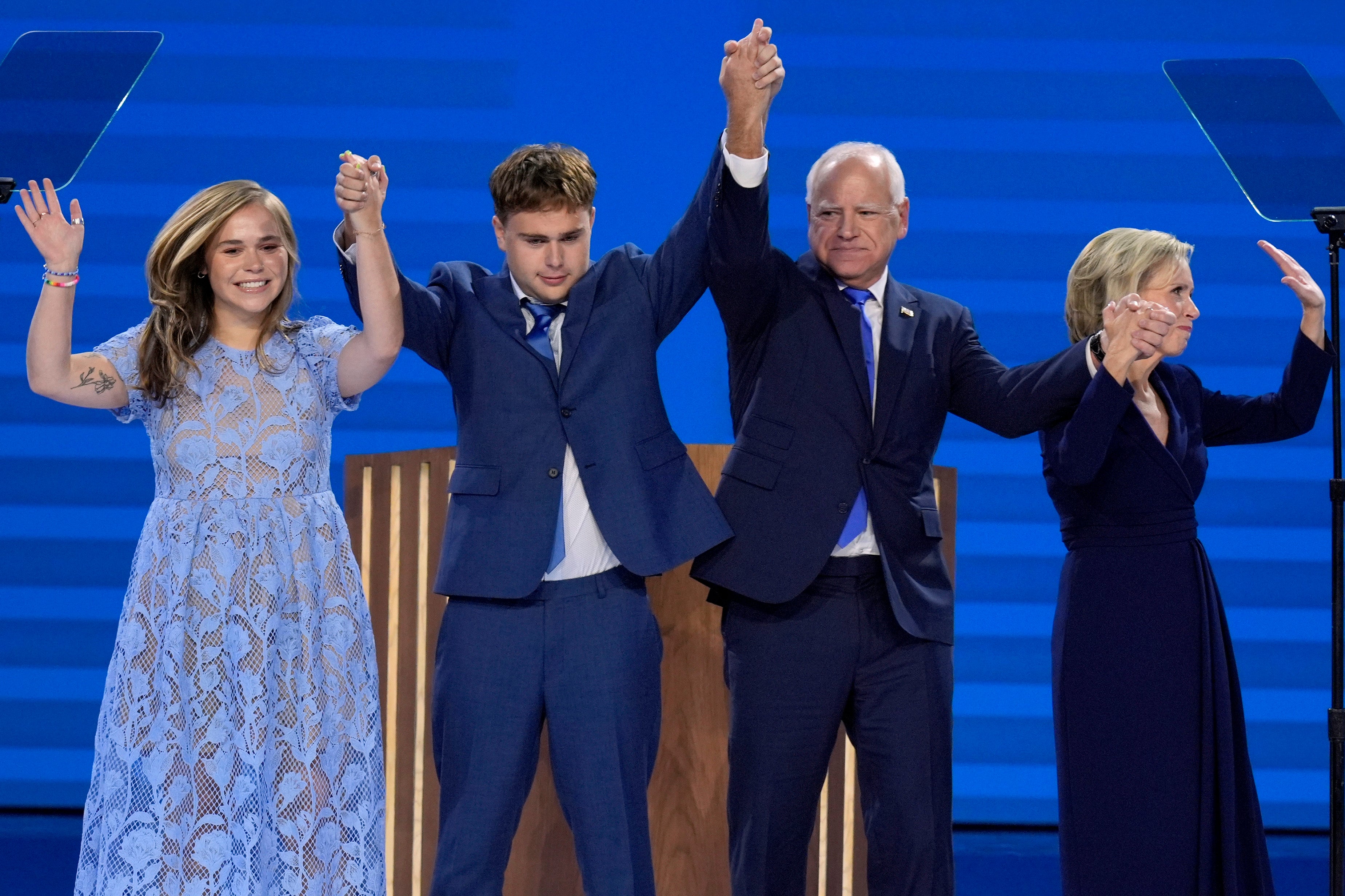 Heartwarming moment Gus Walz tearfully cheers on Tim at DNC: ‘That’s my ...