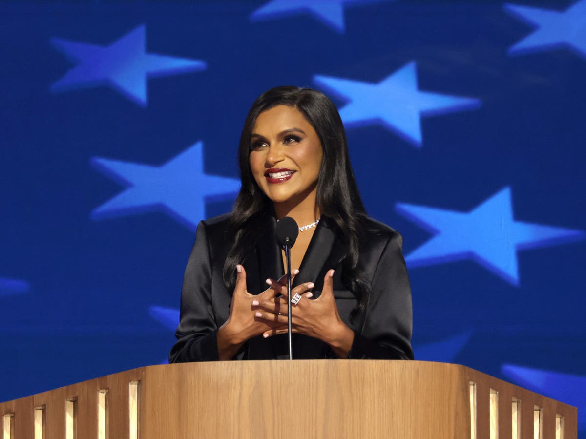 Mindy Kaling cracks joke about Jennifer Lopez and Ben Affleck’s divorce during DNC speech Mindy Kaling cracks joke about Jennifer Lopez and Ben Affleck’s divorce during DNC speech