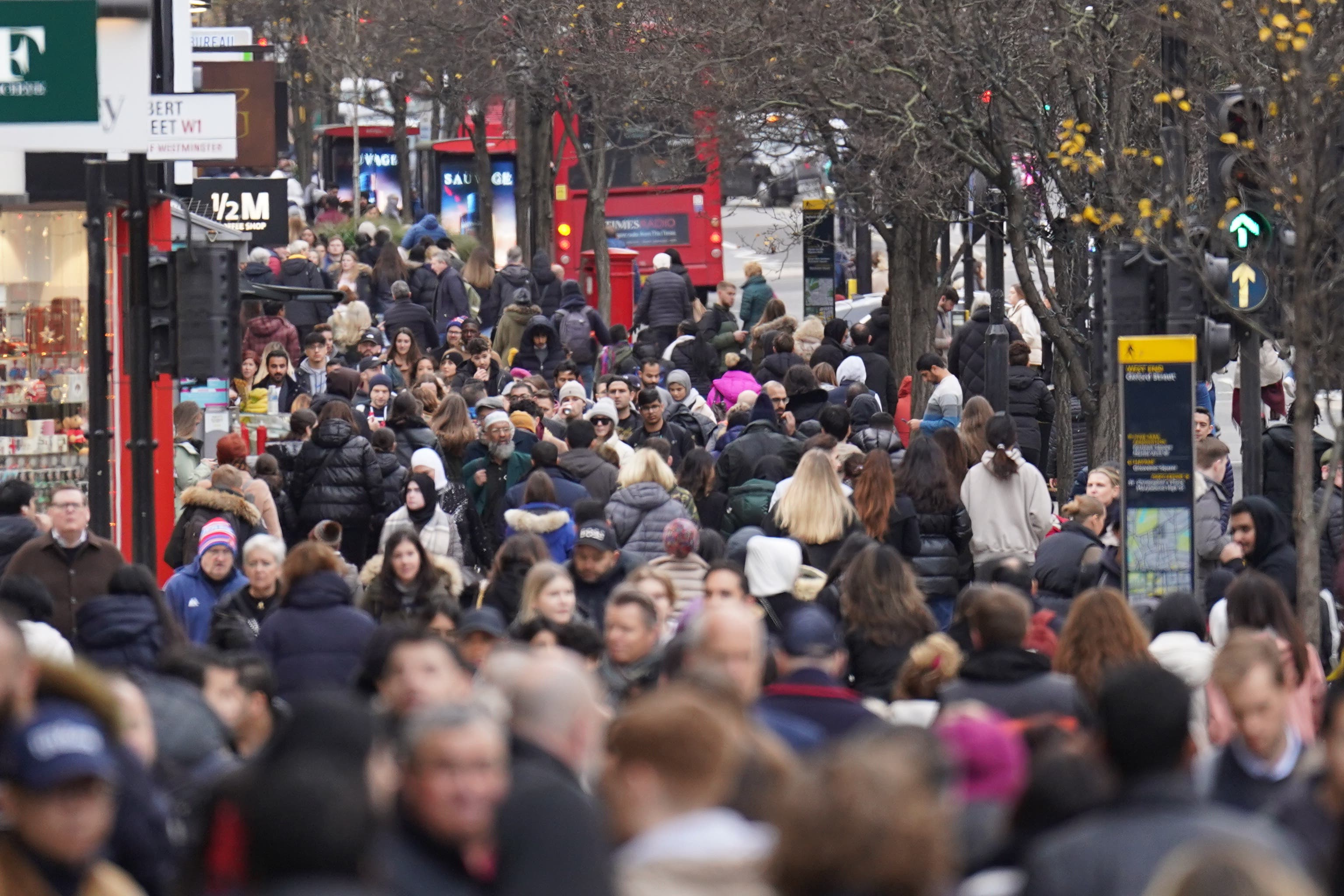 People shopping on Oxford Street in London