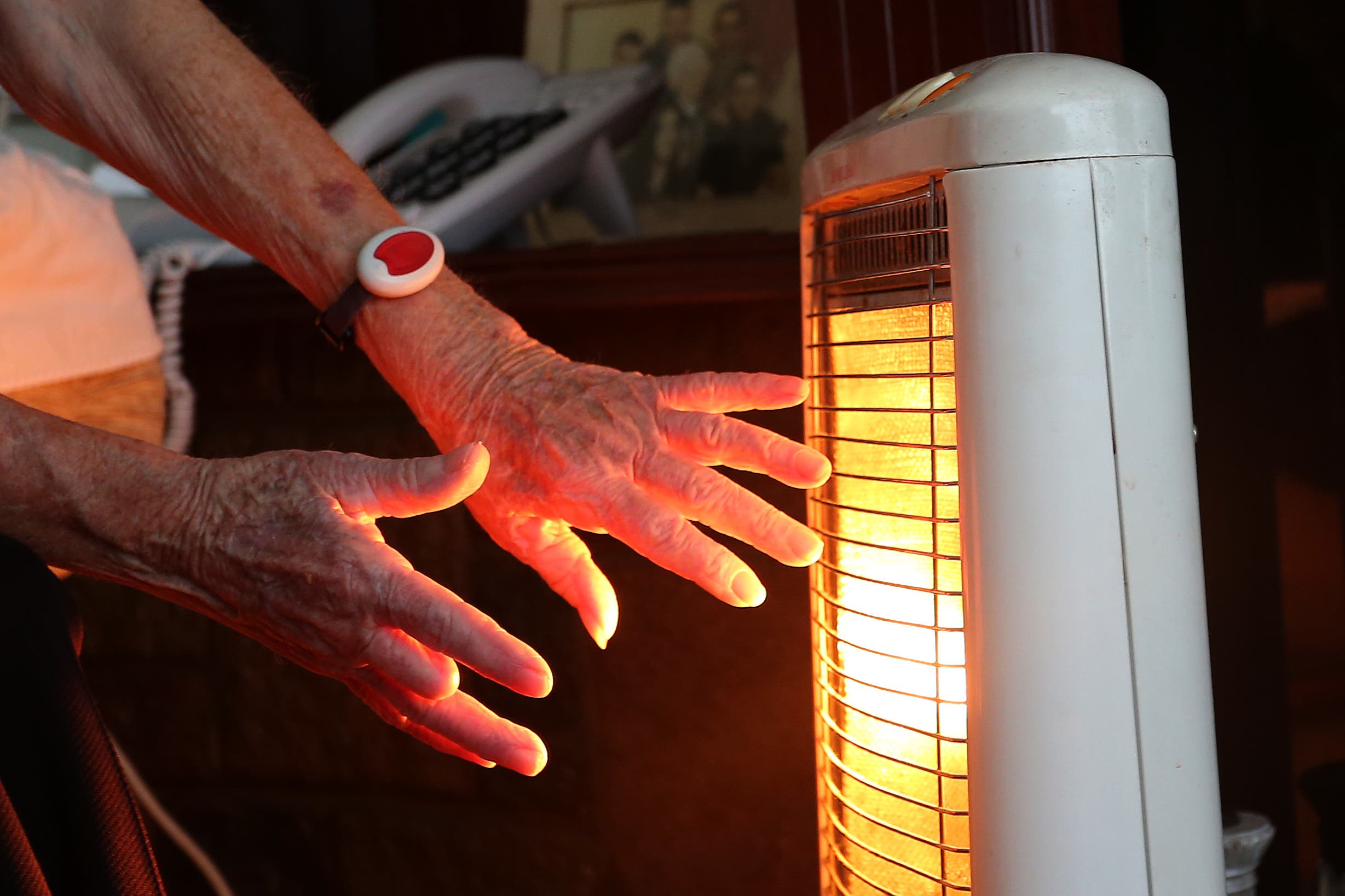 Ofgem’s announcement of a 10% rise in the energy price cap has brought calls for the Government to rethink plans to restrict the winter fuel allowance to only the poorest pensioners. (Peter Byrne/PA)