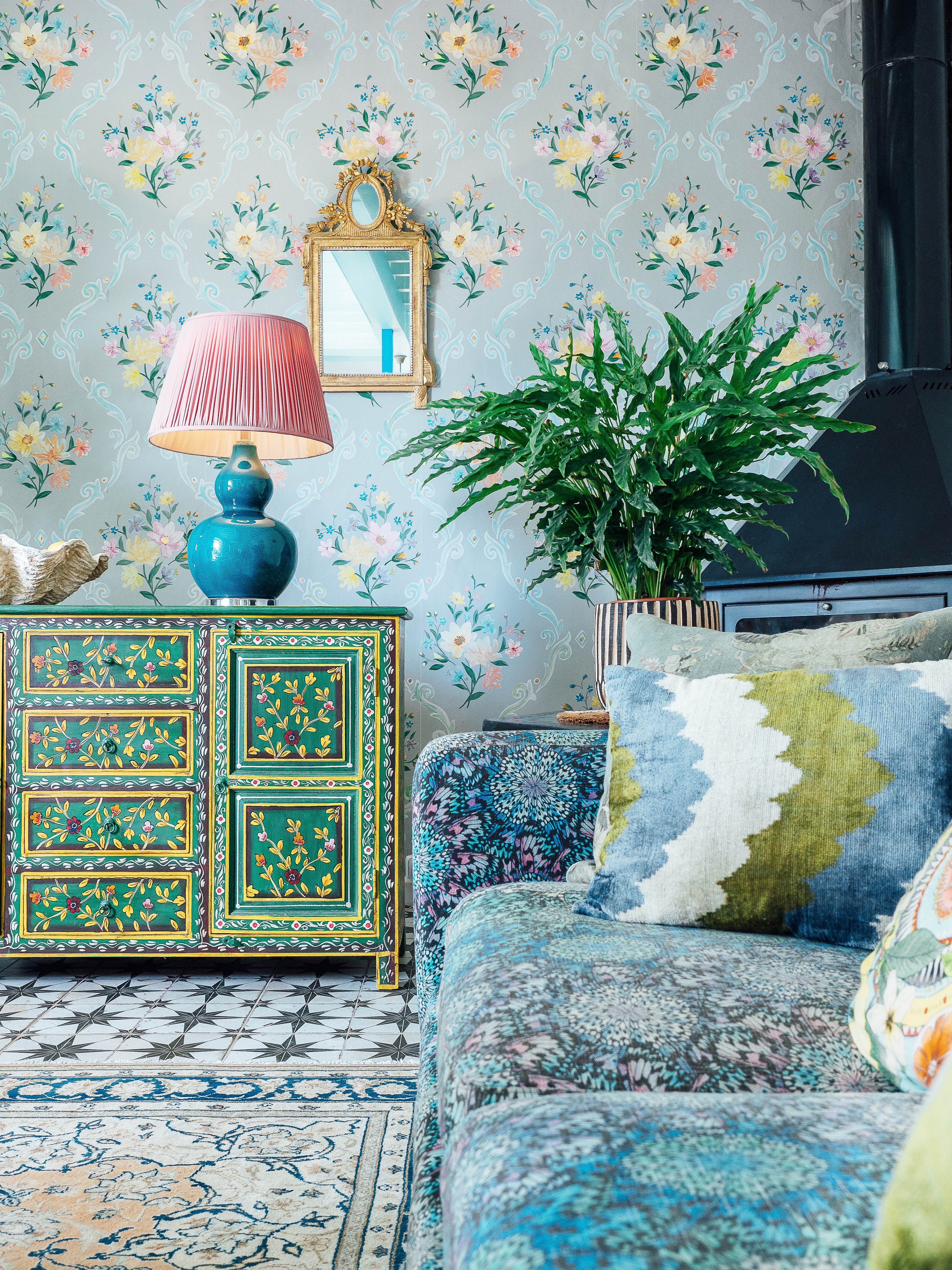 Matthew Williamson says colors aren't just decorative: they anchor the space.