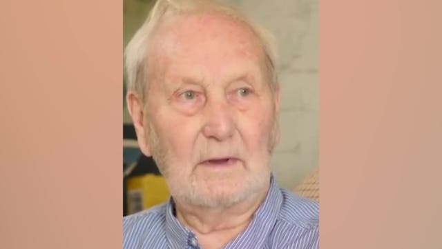 <p>Pensioner, 90, fears he won’t survive winter due to fuel payment cuts.</p>