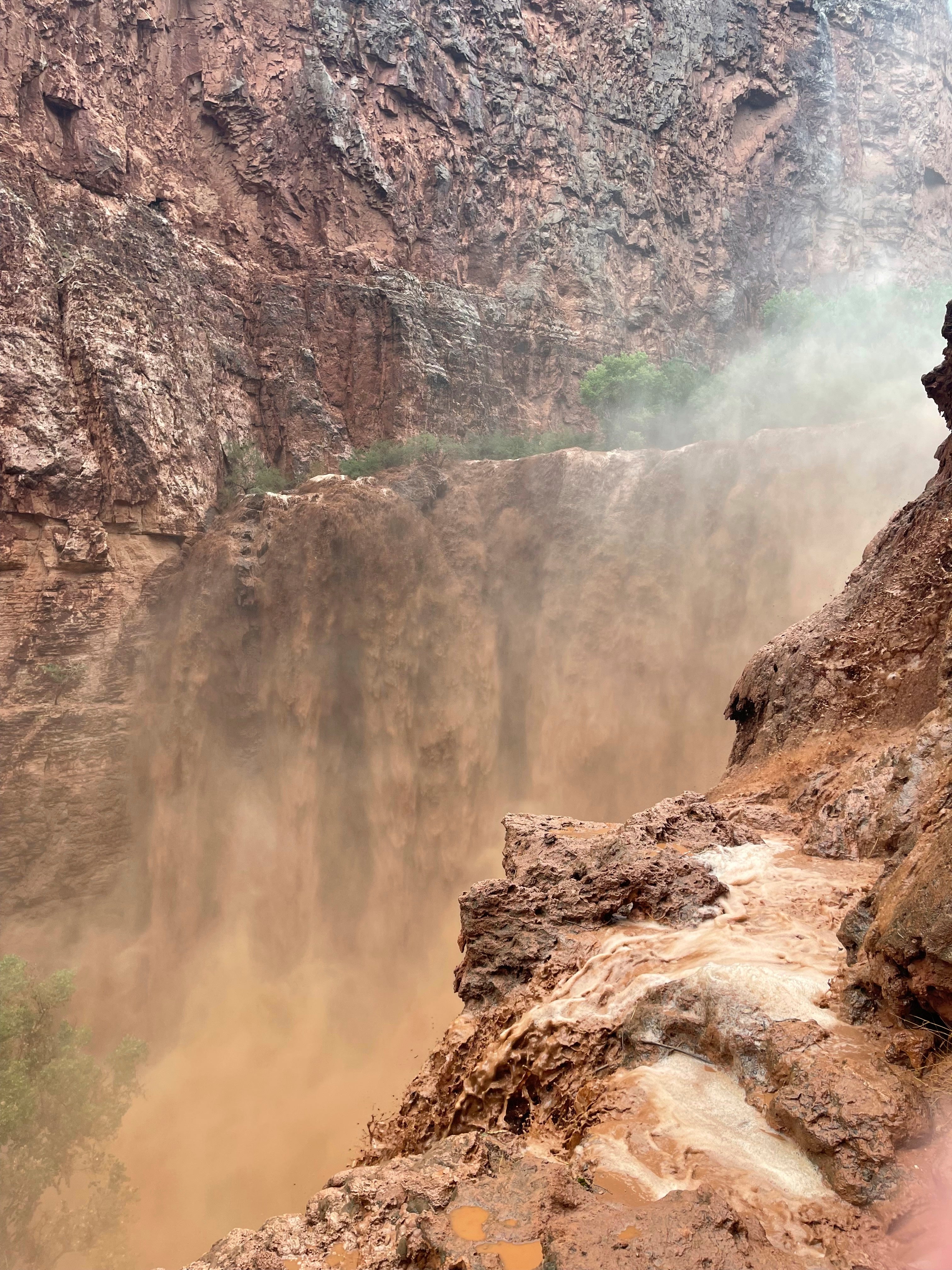 Sister says hiker still missing in Grand Canyon flash flood amid