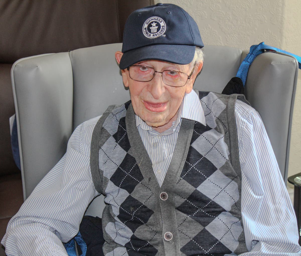 World’s oldest man born in the year of Titanic disaster shares long life secret