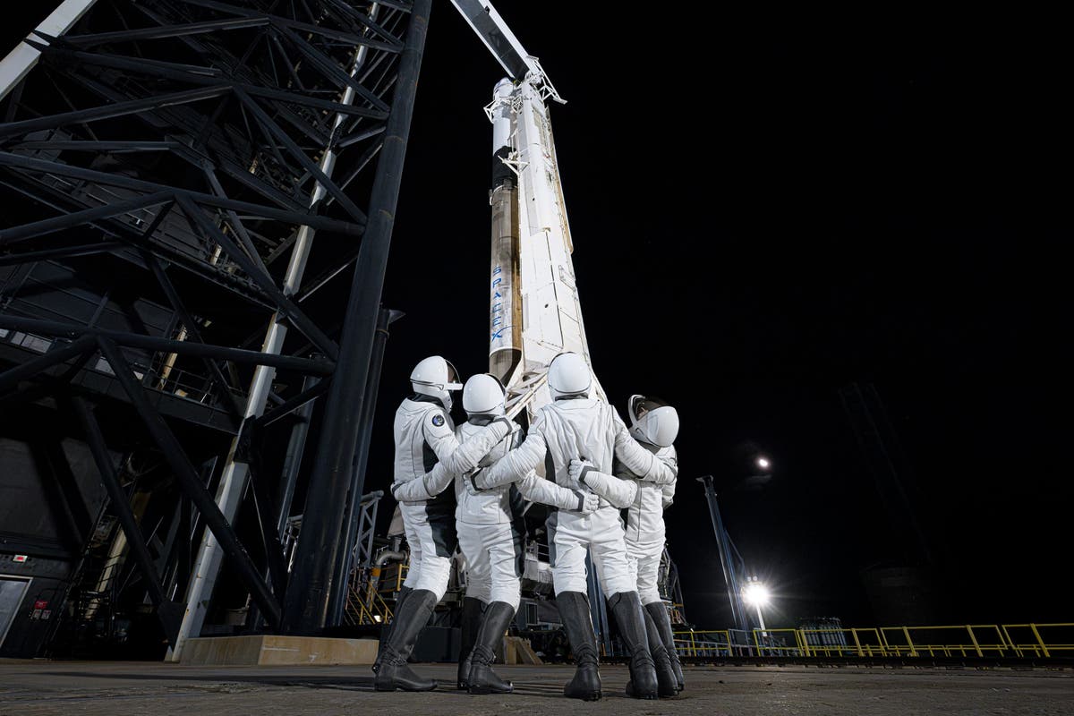 SpaceX Launches Polaris Dawn Mission with Private Spacewalk