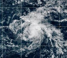 Tropical Storm Hone soaks Hawaii and leaves thousands without power