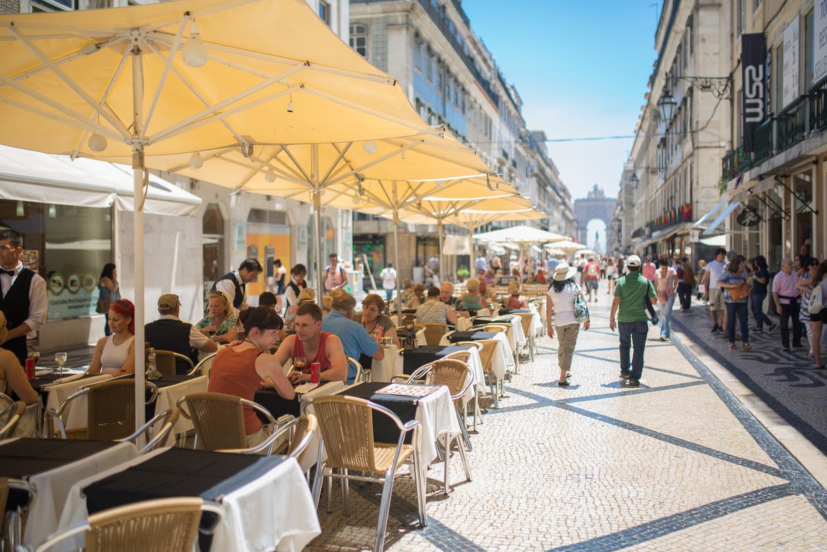 Lisbon restaurants charging cheaper prices for locals with ‘secret wink and nod’ two-tier menu scheme