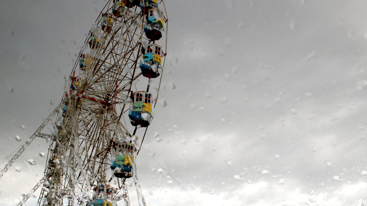 Theme park fans should plan visits for rainy days because of one simple reason, says Gulliver’s boss