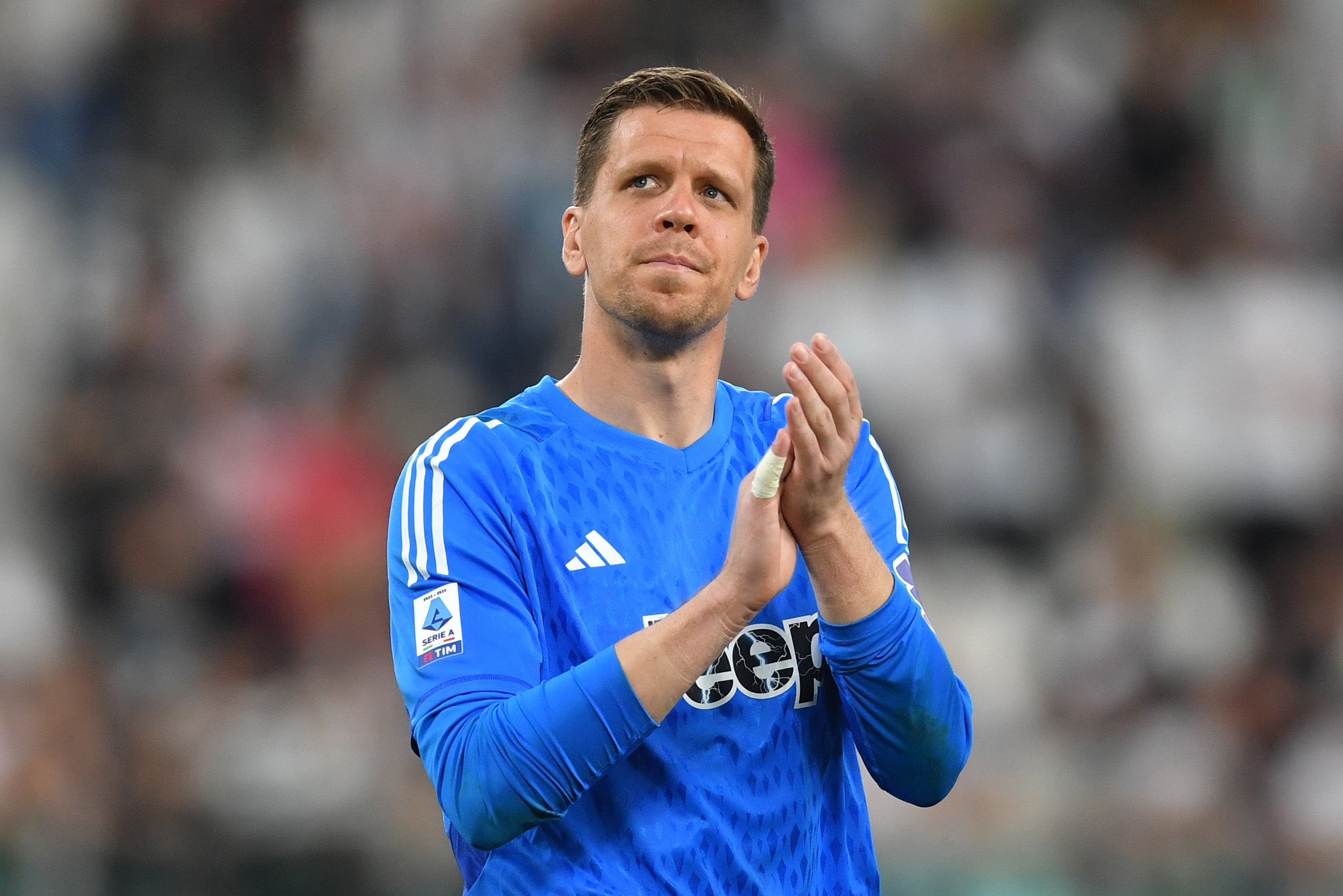 Former Arsenal and Juventus goalkeeper Wojciech Szczesny announces ...