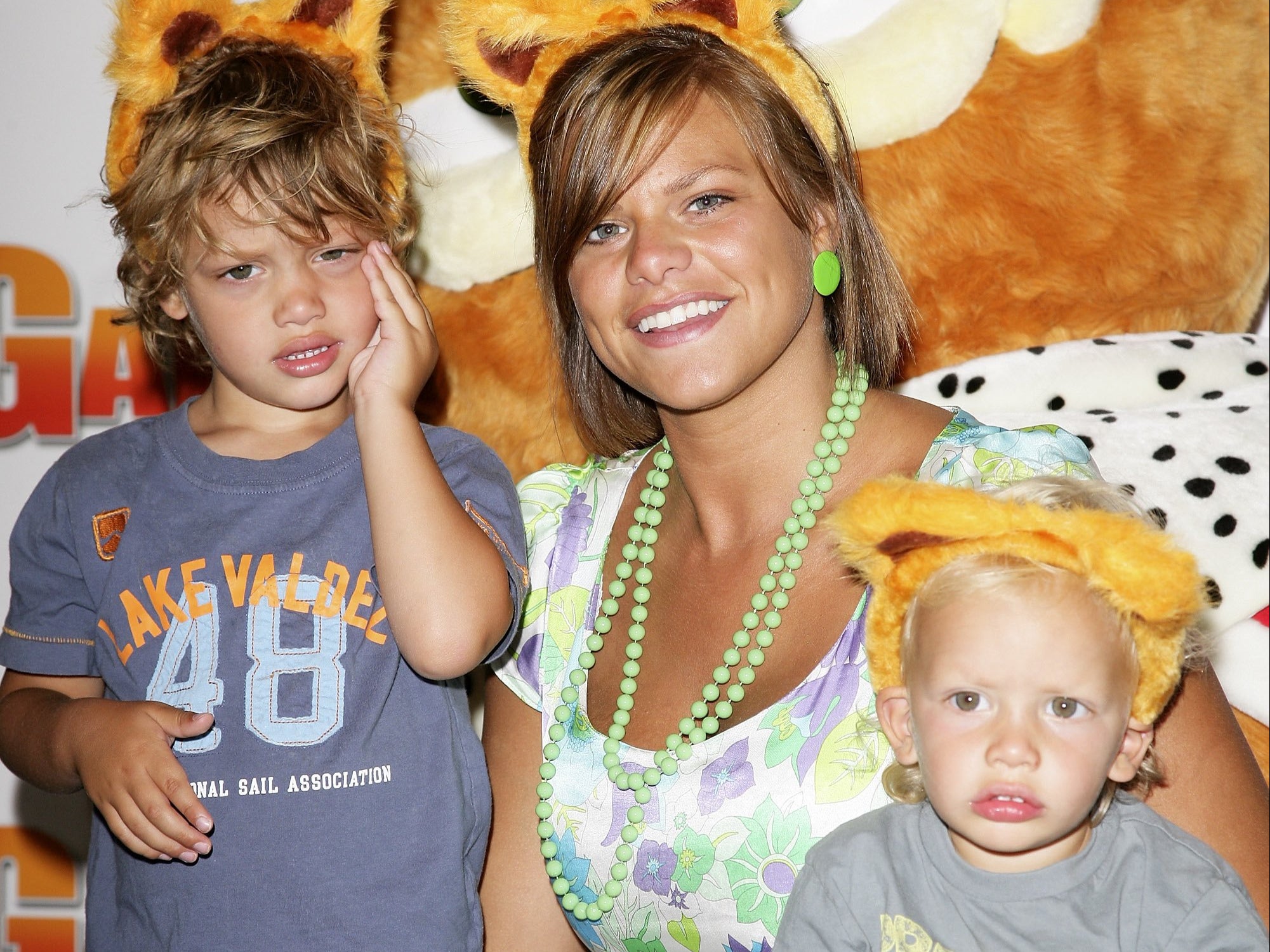 Jade Goody com seus filhos Bobby (à esquerda) e Freddie (à direita)