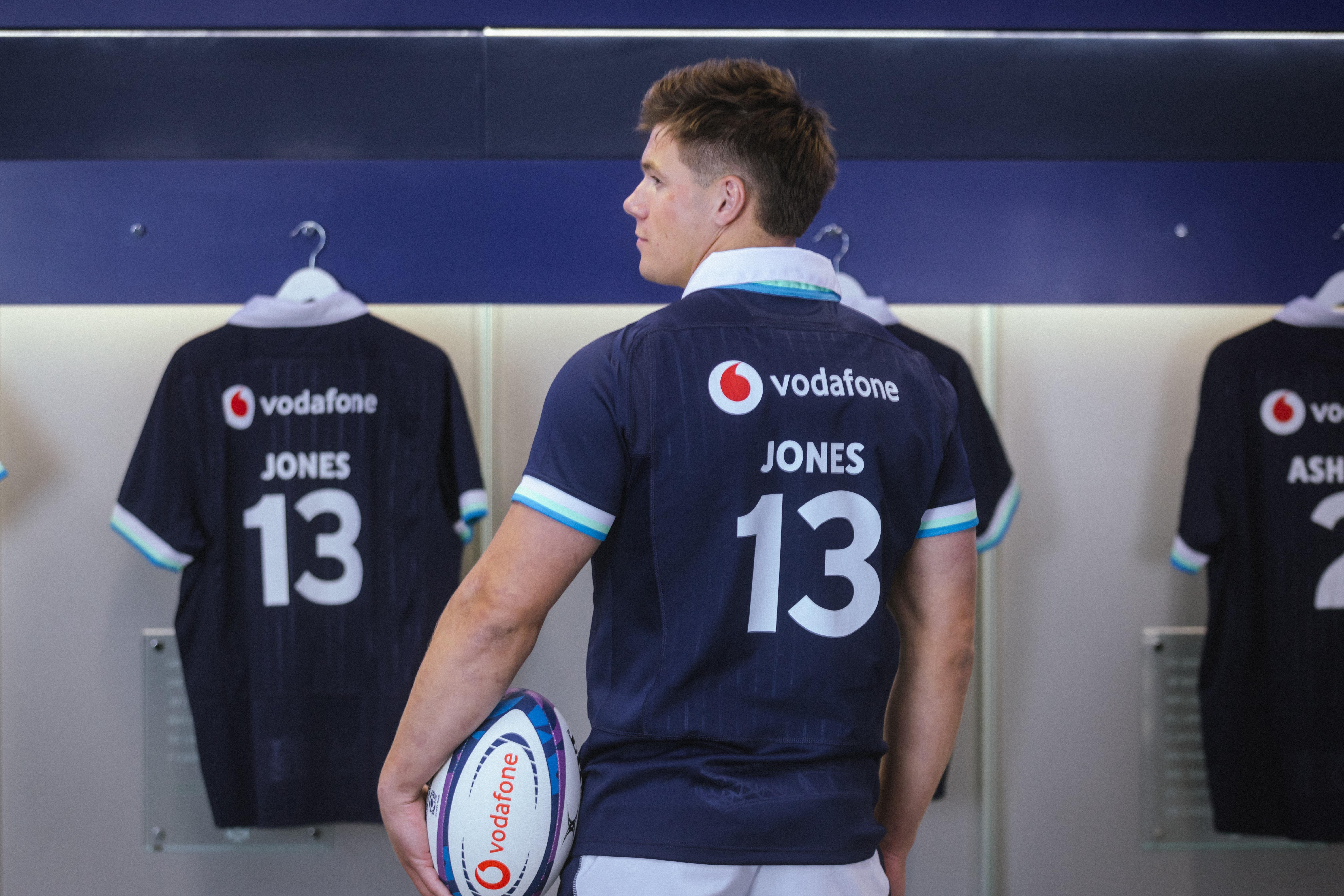 Huw Jones helps launch Vodafone’s sponsorship deal with Scotland (Vodafone Handout/PA)