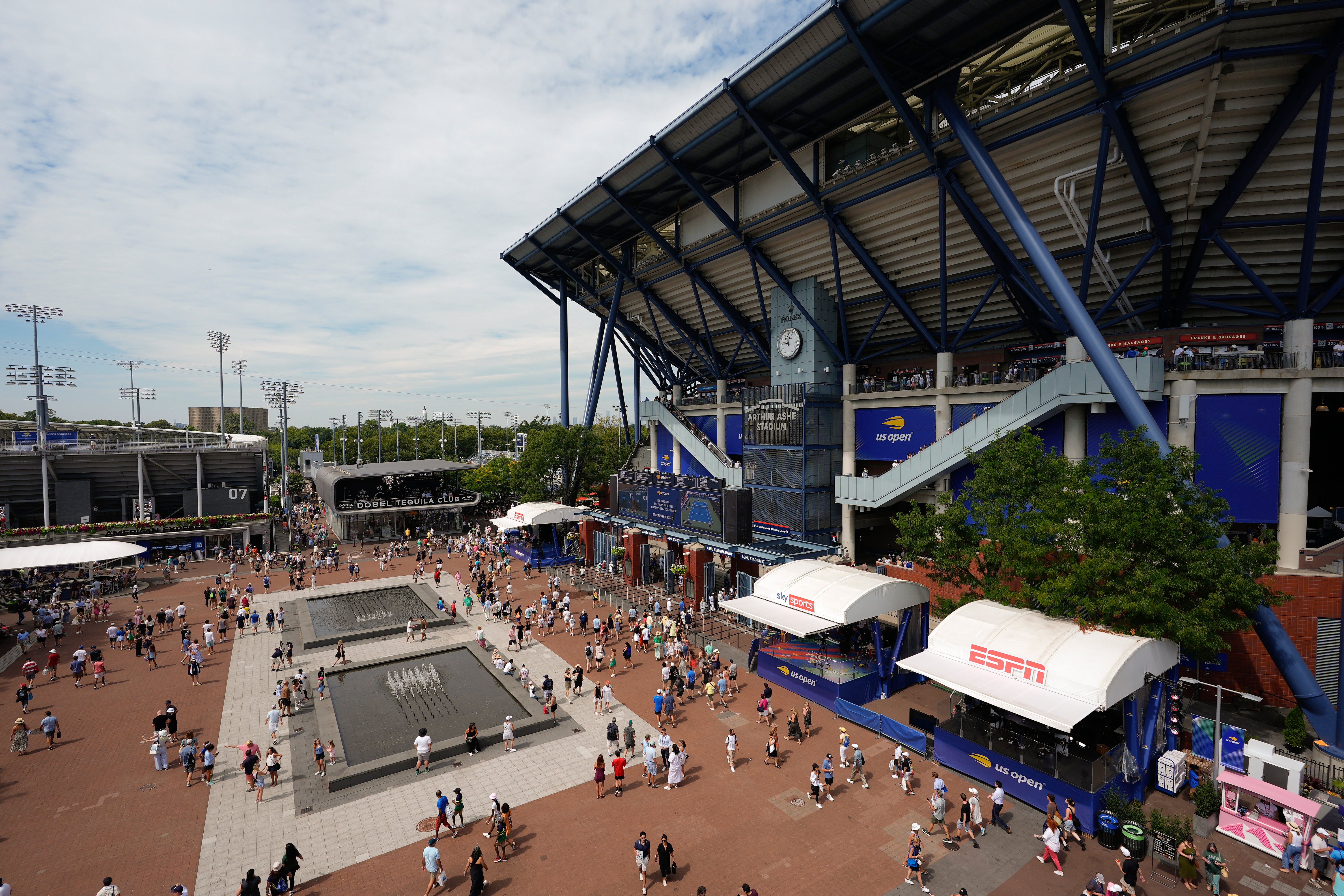 US Open tennis will stay on ESPN through 2037 under a new 12year