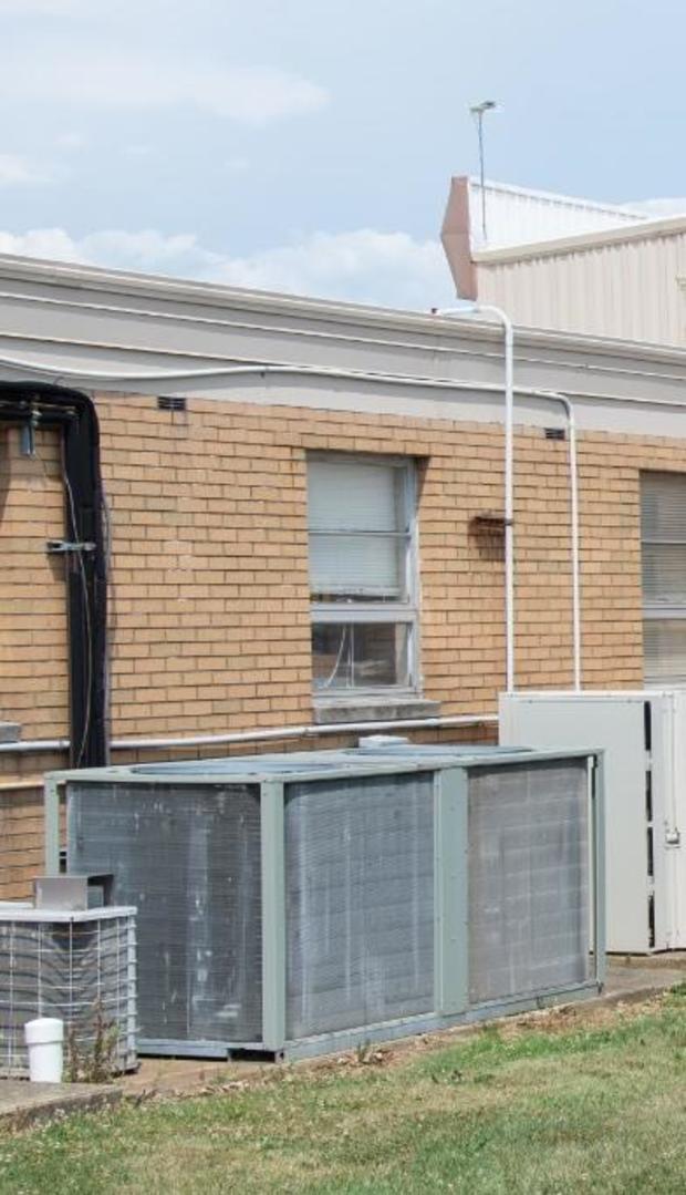 Thomas Matthew Crooks used the white air conditioning unit on the right to climb onto the roof of the building and aim at Donald Trump