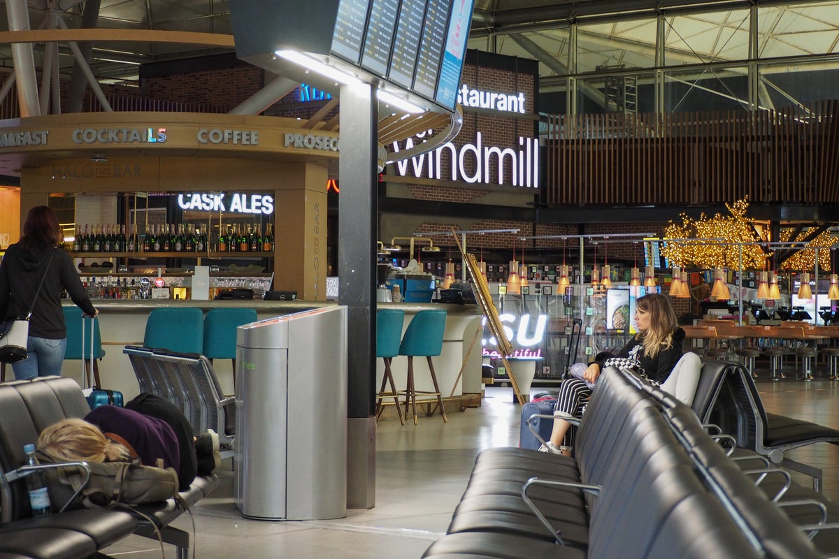 Wetherspoon boss slams Ryanair bid for airport alcohol limit