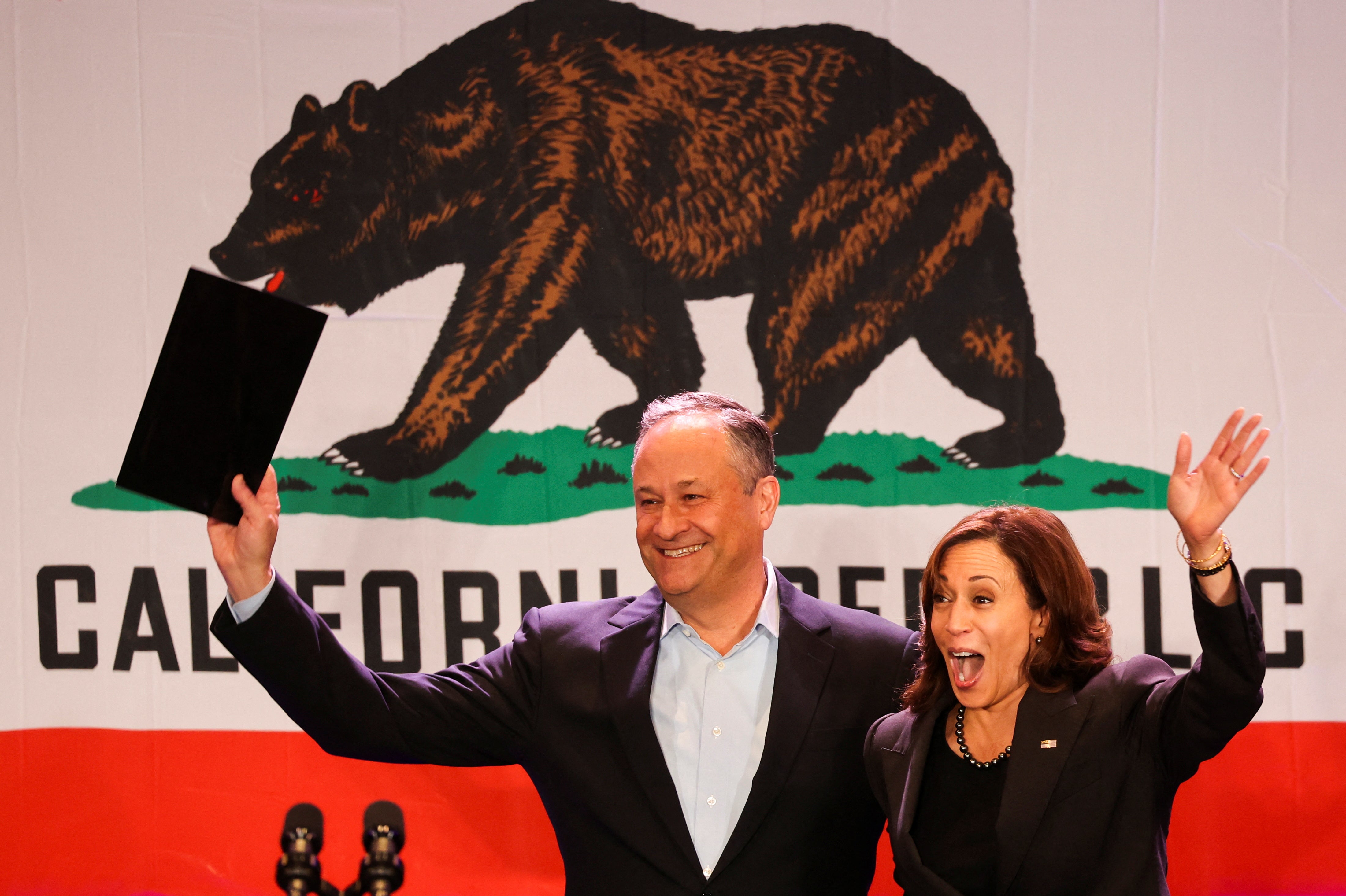 Democratic presidential nominee Kamala Harris’s neighbors are divided on the fanfare that follows the Vice President when she escapes to her Brentwood, California, home