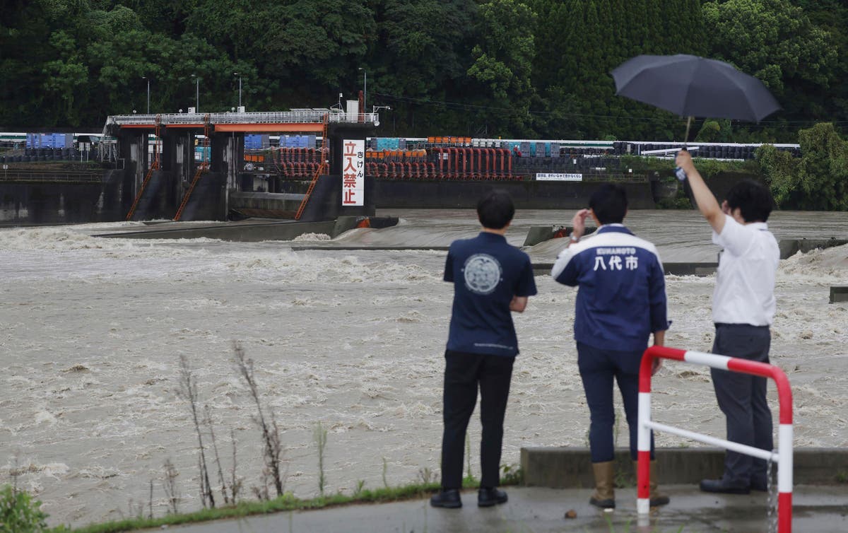 Tropical Storm Shanshan Causes Deaths and Flooding in Japan