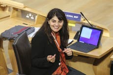 Gosal resigns as deputy Scottish Tory chairwoman and endorses Findlay as leader