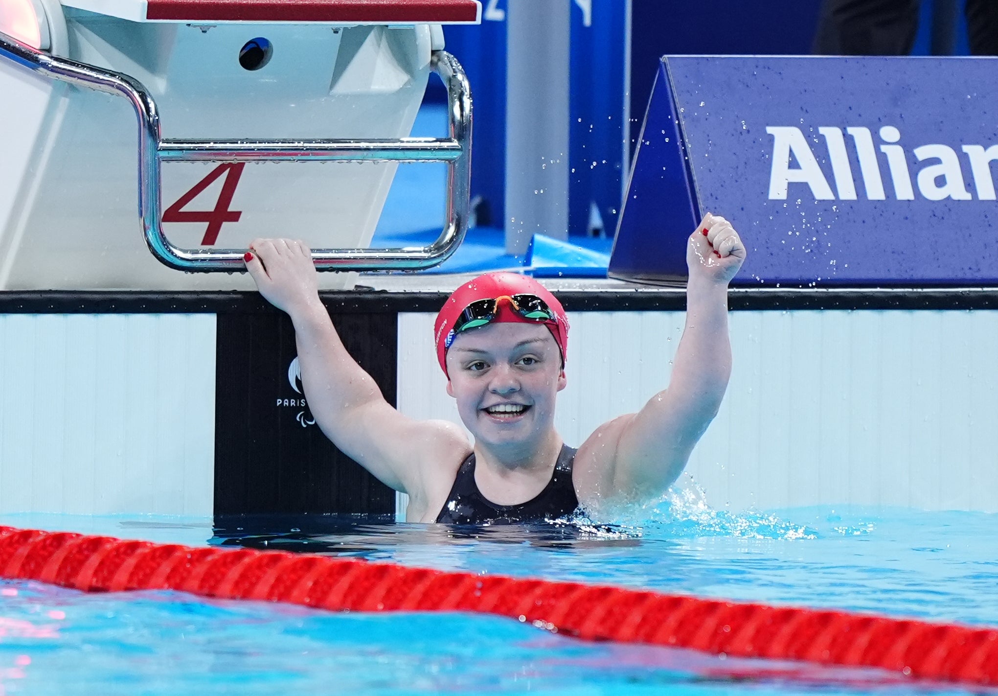 Maisie Summers-Newton wins gold (Zac Goodwin/pa)