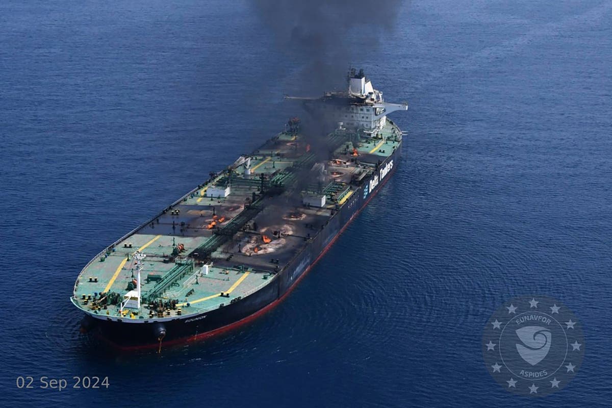 Salvagers abandoned effort to tow burning oil tanker in Red Sea targeted by Yemen's Houthi rebels