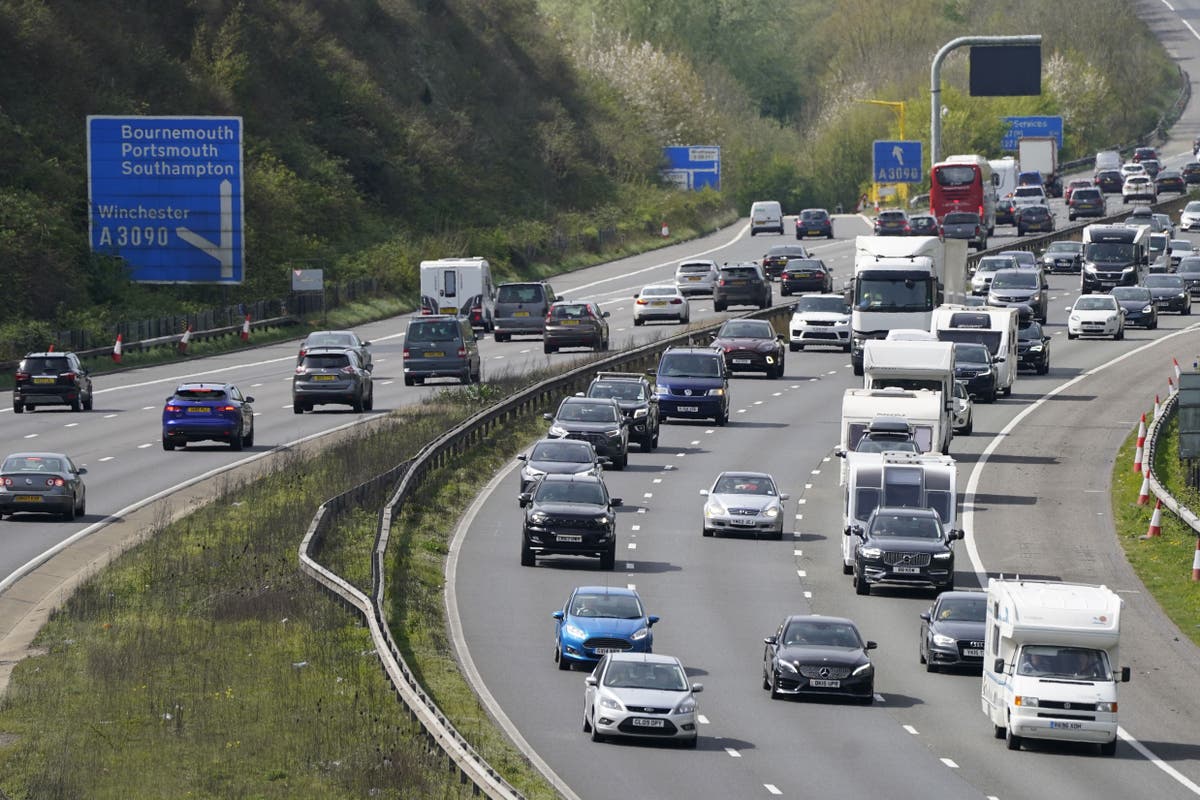 Uk’s drivers face record delays as average speed drops