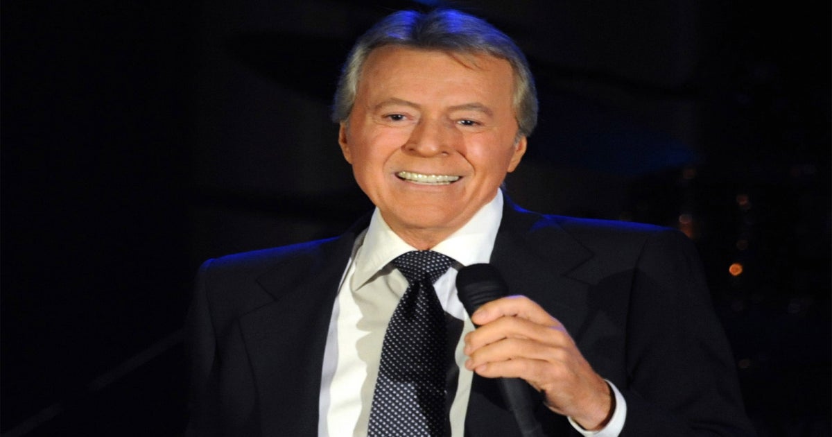 James Darren death: Gidget and TJ Hooker star dies aged 88 | The Independent