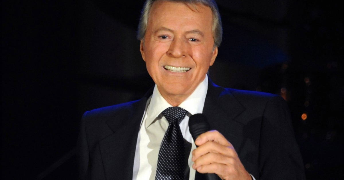 James Darren death: Gidget and TJ Hooker star dies aged 88 | The Independent