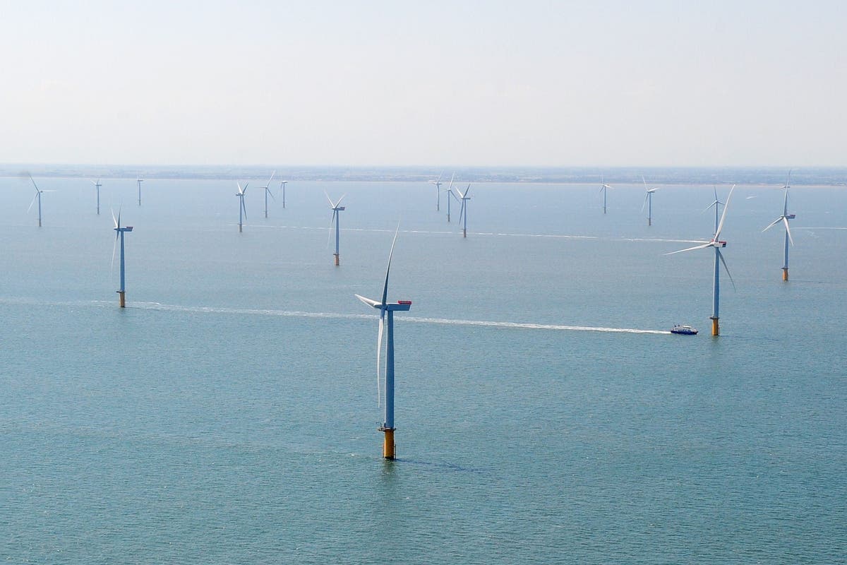 Offshore wind roars back – but Ed Miliband has work to do to hit green power targets