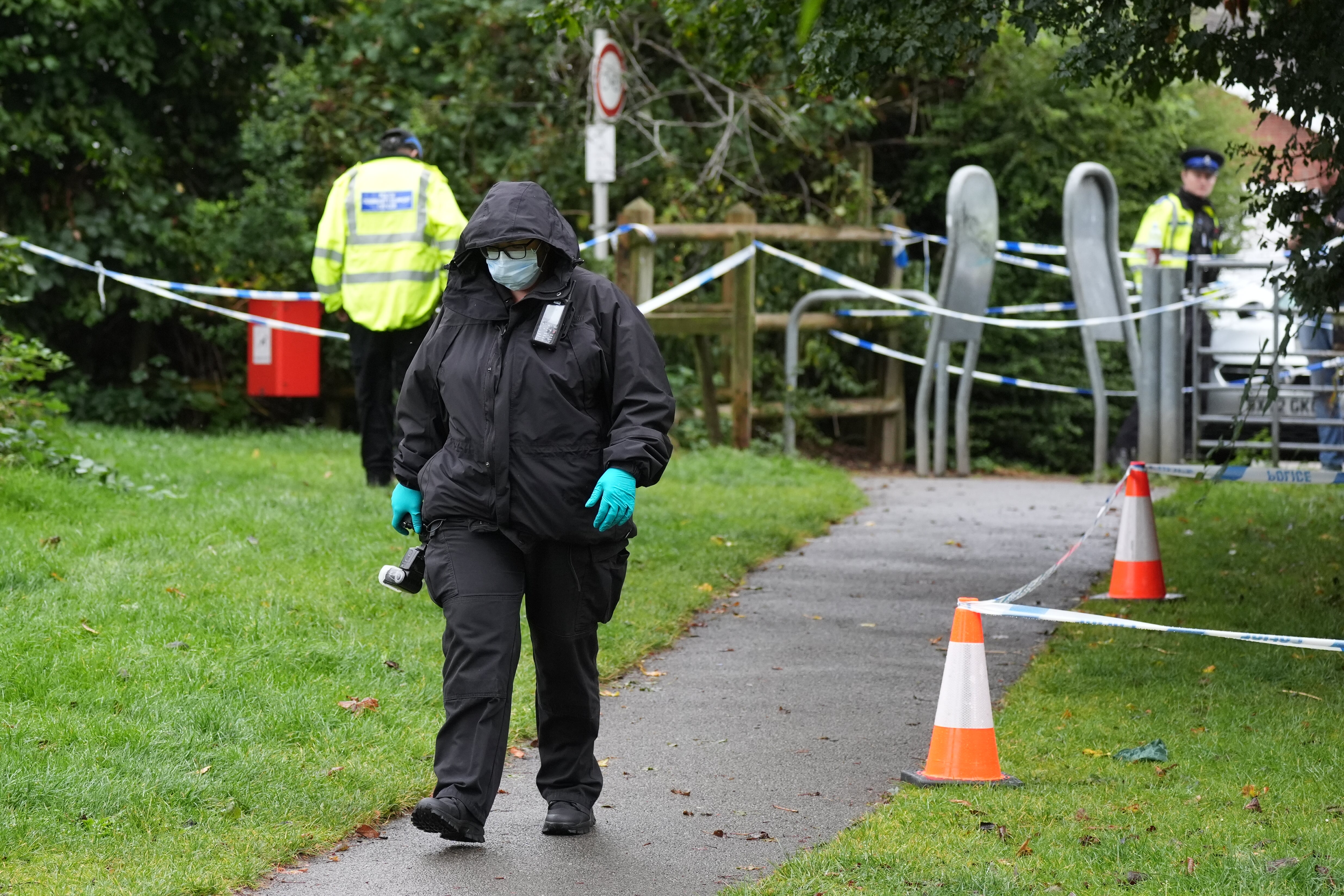 Officials investigate crime scene in Franklin Park