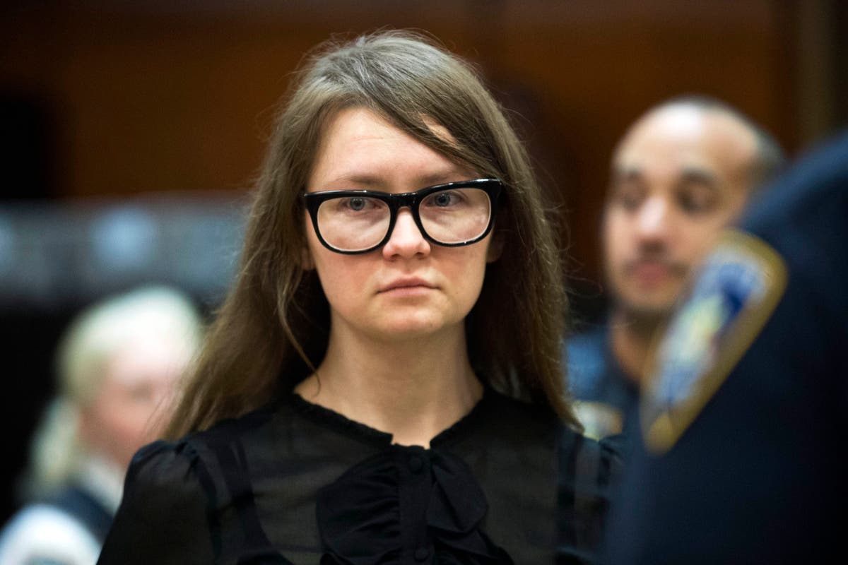 ‘Fake heiress’ Anna Sorokin debuts on US version of Strictly – with an ankle monitor ‘Fake heiress’ Anna Sorokin debuts on US version of Strictly – with an ankle monitor