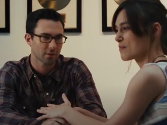 Adam Levine and Keira Knightley in the trailer for ‘Begin Again’ (2014)